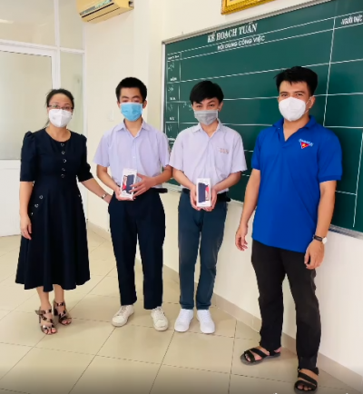 Trường THCS Nguyễn Viết Xuân hỗ trợ học sinh đặc biệt khó khăn