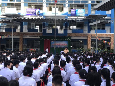 Trường THCS Nguyễn Viết Xuân tổ chức Tuyên truyền "An toàn giao thông năm 2022" cho học sinh toàn trường