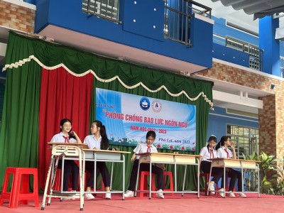 Trường THCS Nguyễn Viết Xuân tổ chức chuyên đè "Bạo lực ngôn ngữ học đường"