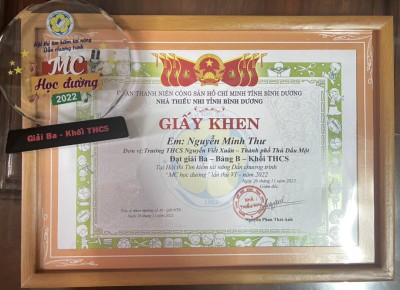 Trường THCS Nguyễn Viết Xuân chúc mừng em Nguyễn Minh Thư lớp 6.6  đạt giải Ba - MC học đường tỉnh Bình Dương