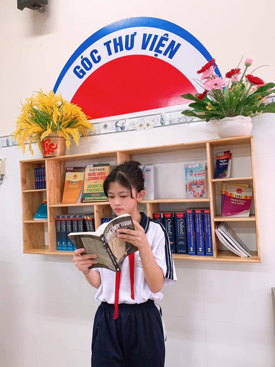 Trường THCS Nguyễn Viết Xuân giới thiệu sách “ Nhật ký Đặng Thùy Trâm”